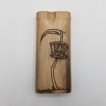 Load image into Gallery viewer, Disc golf reaper walnut dugout one hitter